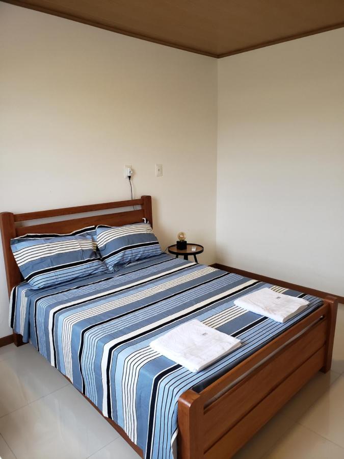 Casa Com 3 Quartos No Vivendas De لينكويس المظهر الخارجي الصورة